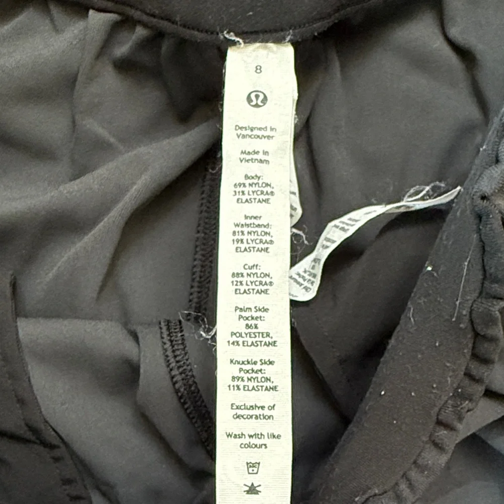 B36 lululemon athletica Women’s 8 Stretch Black Camo Joggers Activewear - Picture 2 of 7